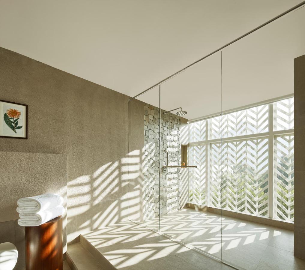 Taj Aravali Resort & Spa Ουνταϊπούρ Εξωτερικό φωτογραφία