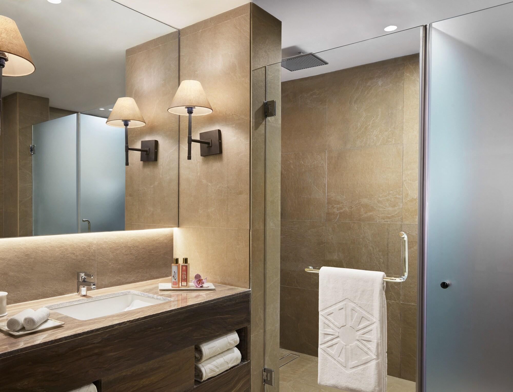 Taj Aravali Resort & Spa Ουνταϊπούρ Εξωτερικό φωτογραφία
