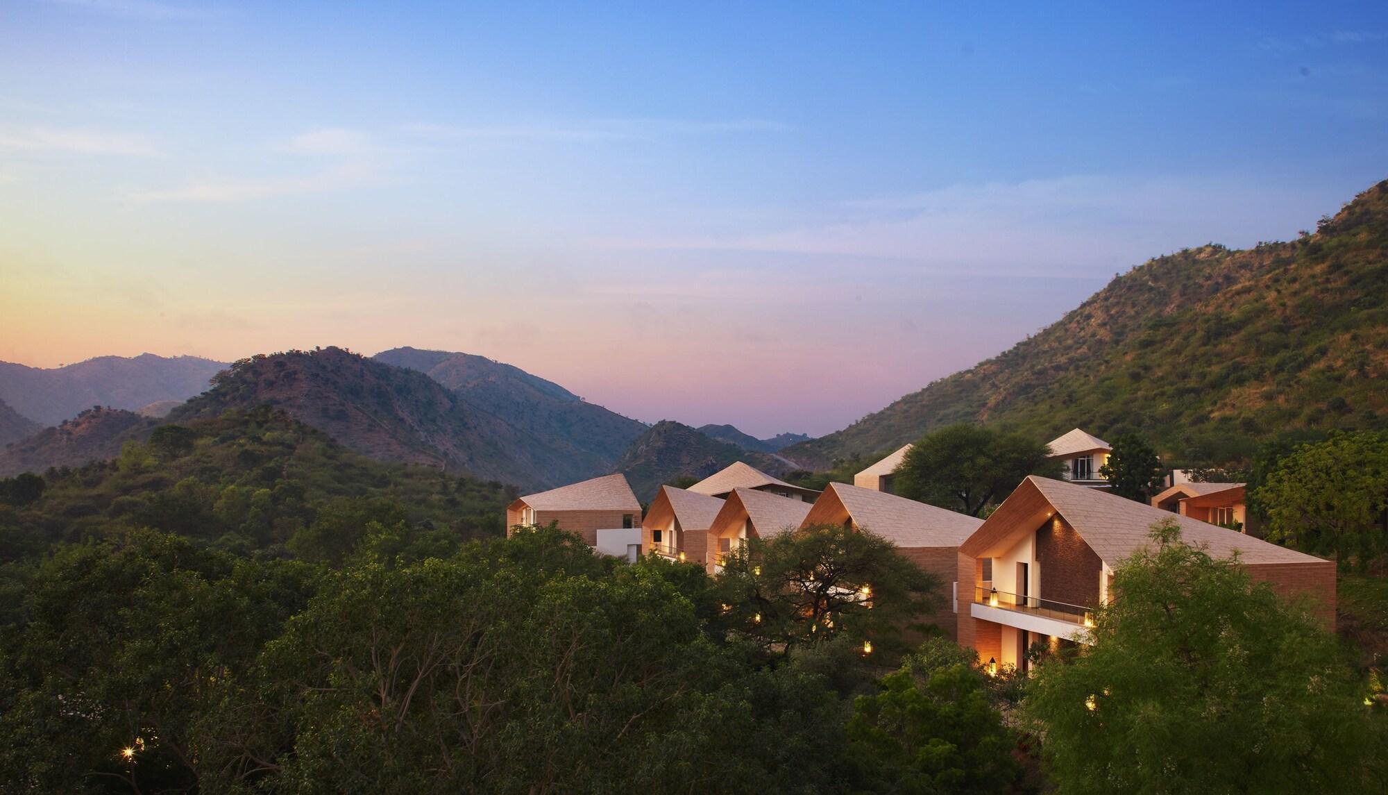 Taj Aravali Resort & Spa Ουνταϊπούρ Εξωτερικό φωτογραφία