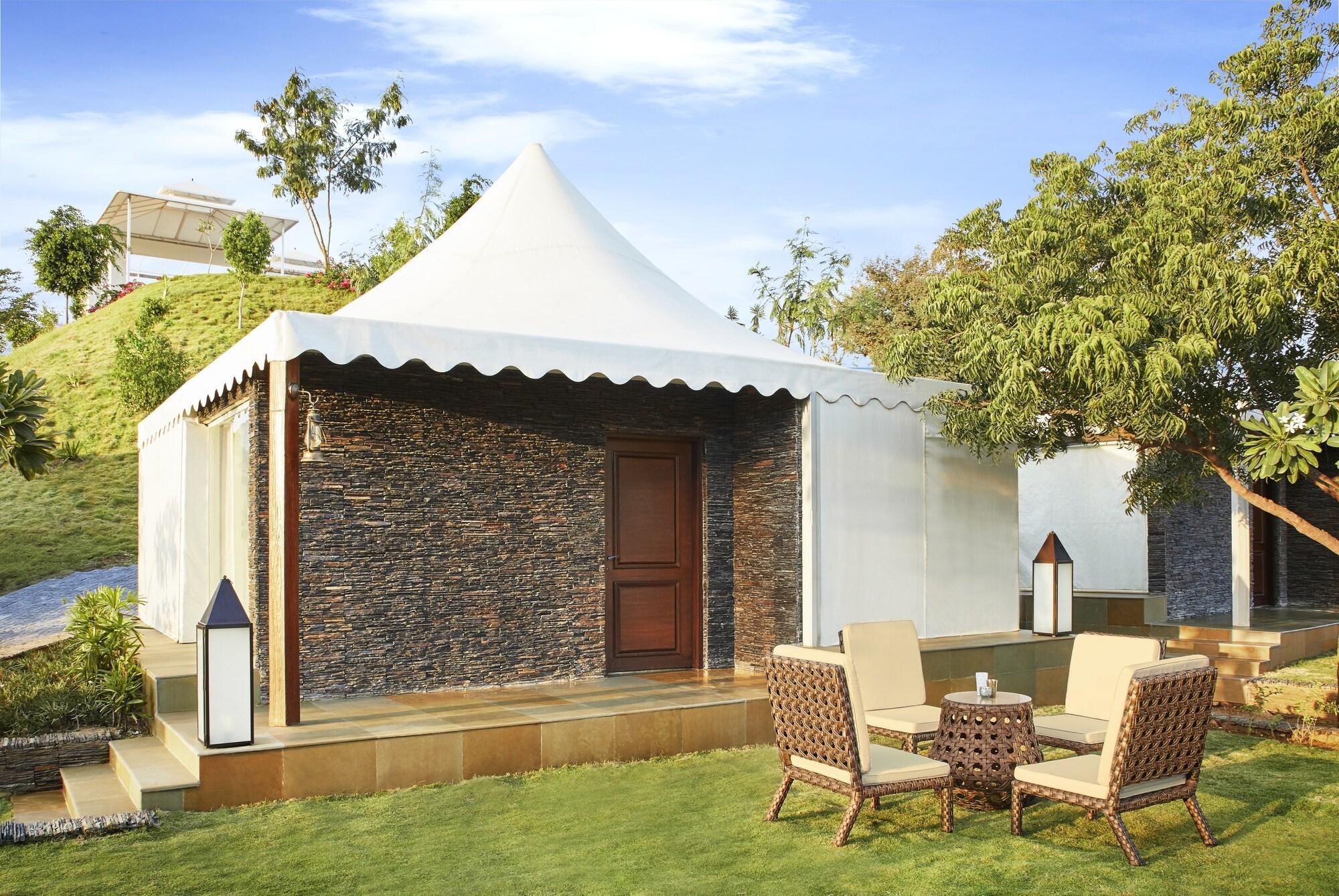 Taj Aravali Resort & Spa Ουνταϊπούρ Εξωτερικό φωτογραφία