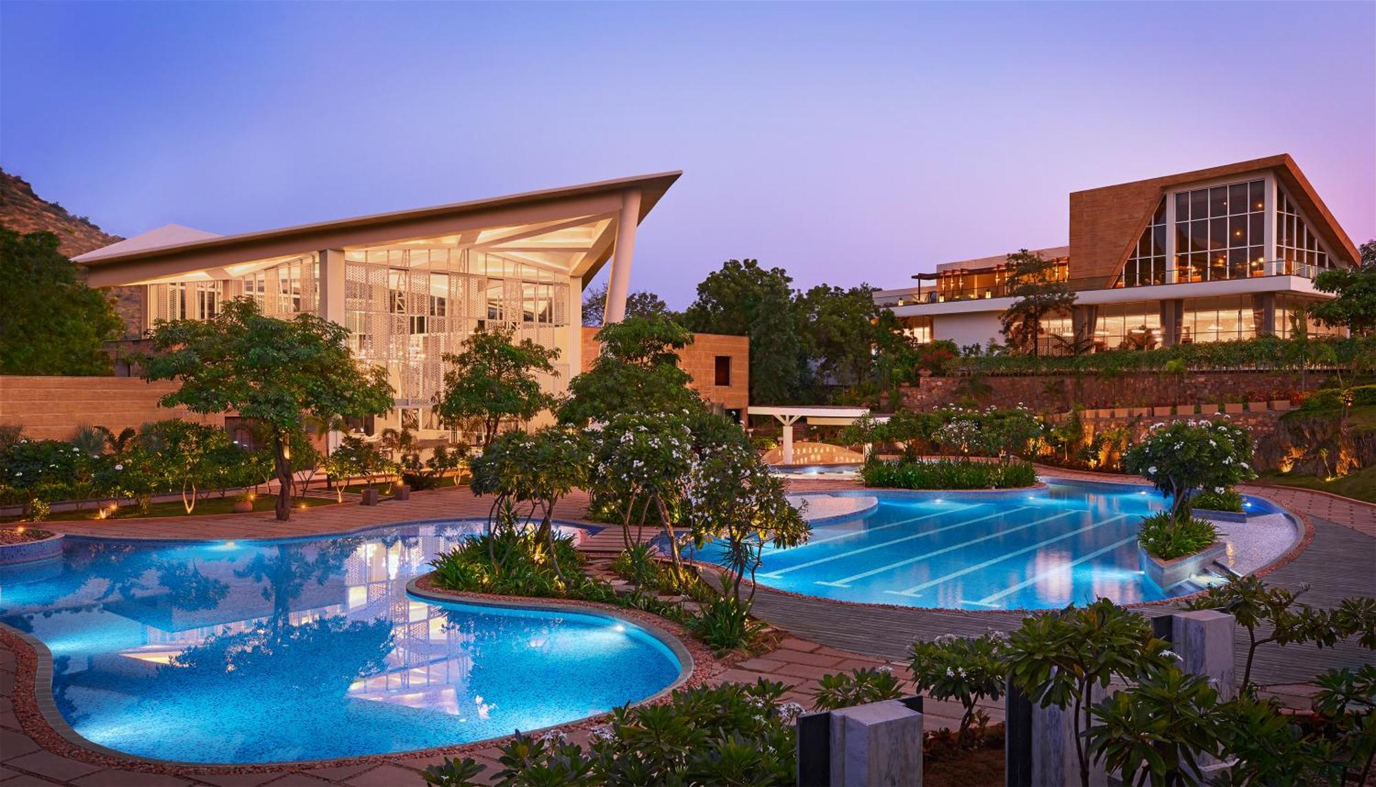 Taj Aravali Resort & Spa Ουνταϊπούρ Εξωτερικό φωτογραφία